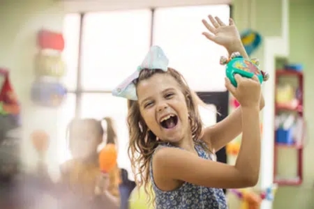 Ateliers de musique et de danse : « Le voyage des 3 graines »